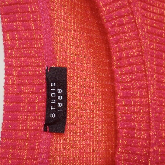 Women's Sweater Blouse - Picture 6 of 7